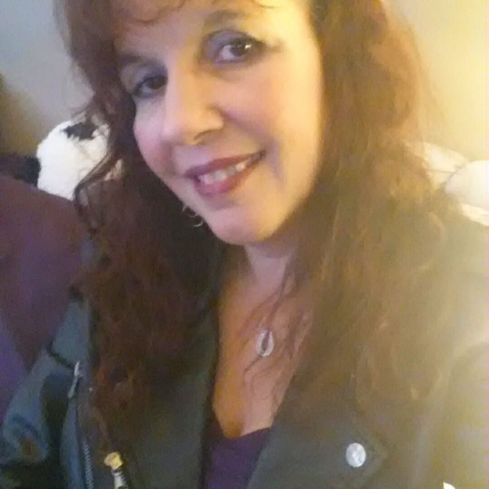 Meet your Posher, Stacy